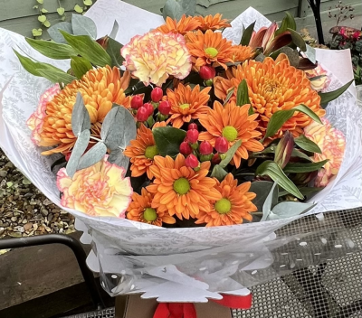 Florist Choice-Autumn - A fabulous selection of florist choice flowers.  The perfect gift bouquet for any ocassion.