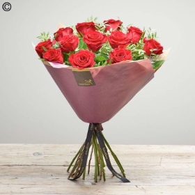 Valentine Day Dozen Red Roses